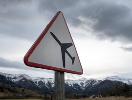 Спутниковый след в крушении самолета А320 компании Germanwings во французских Альпах 24 марта 2015