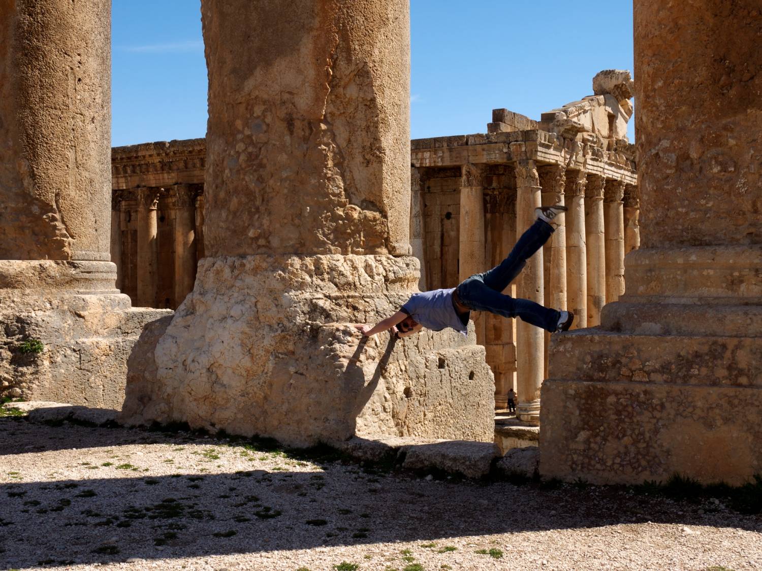 Кто и зачем построил Баальбек?