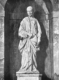 Памятник Поджо Браччолини