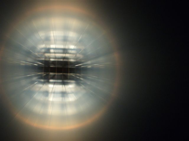 Необычные феномены зеркальных установок