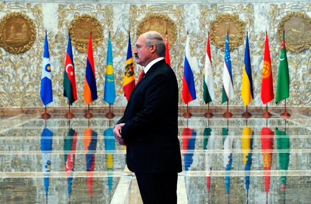 Опасная игра Батьки Лукашенко