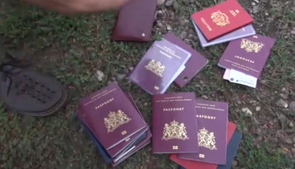 США как профессионалы-фокусники