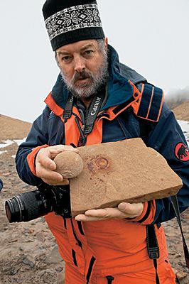 Загадочные шары на острове Чампа